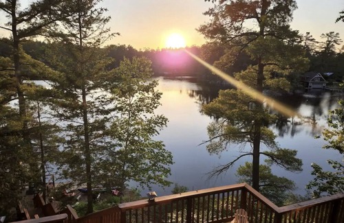 Selwyn Cottage | Beautiful Stoney Lake Cottage
