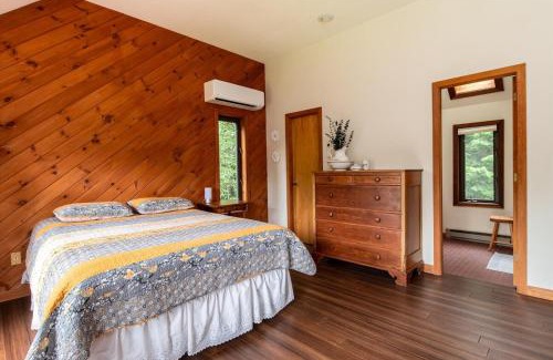 South Londonderry House | Beautiful Stratton Vacation Home