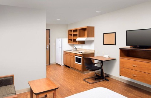Hollyford Apartment | Beautiful Studio apartment (417526) by Houzlet