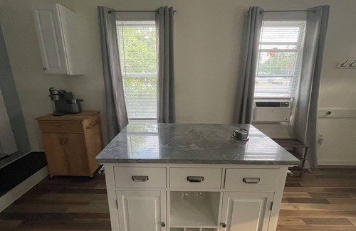 Northampton Apartment | Beautiful studio apartment close to downtown Northampton!