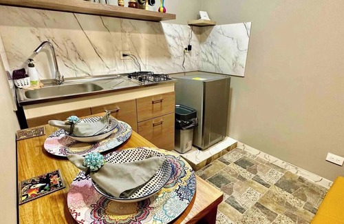 Engativa House | Beautiful Studio Apartment Close To The Airport!