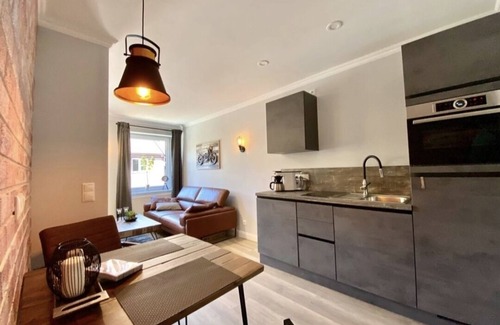 Itzehoe Apartment | Beautiful studio "Route66" in the heart of Itzehoe