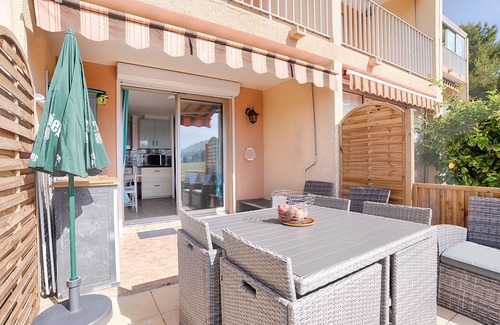 Carqueiranne Apartment | Beautiful Studio With Terrace Near The Sea!
