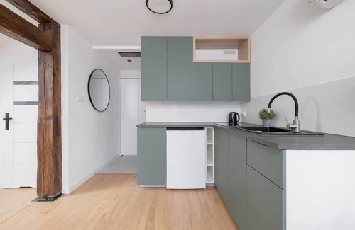 Gliwice Apartment | Beautiful Studio with Air Conditioning | Gliwice