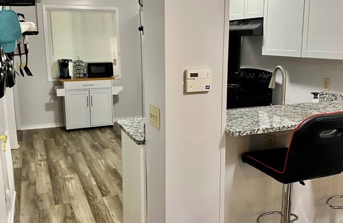 Seven Oaks House | Beautiful & Stylish 2 BR & 2.5 Baths 10min downtown, 5min Lexington Med Center