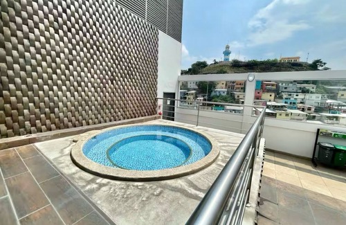Tarqui Apartment | Beautiful Suite in Puerto Santa Ana, Guayaquil