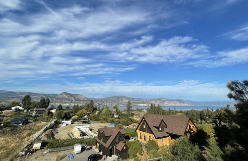 Okanagan-Similkameen Apartment | Beautiful suite in the heart of Naramata Wine Country