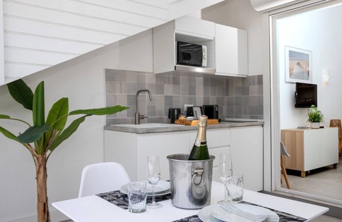 Cul de Sac Apartment | Beautiful suite S12 with pool and sea view