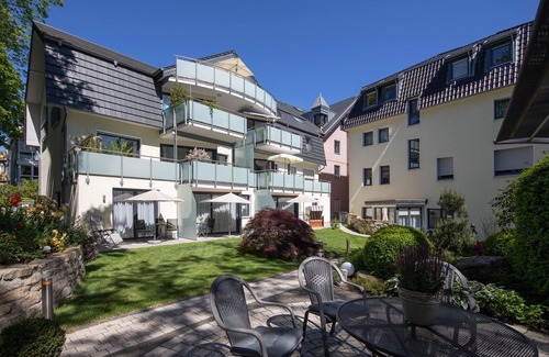Bad Salzuflen Apartment | Beautiful suite with a large terrace in the Bad Salzuflen spa area