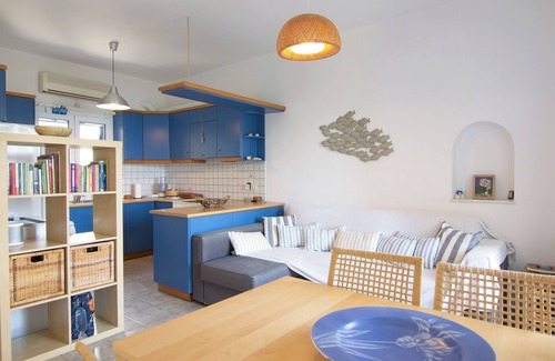 Agios Emilianos House | Beautiful summer house 5' from the beach