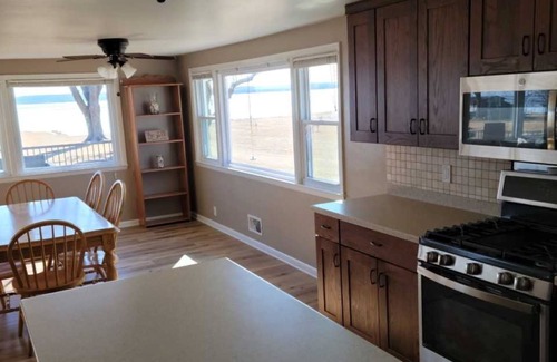 Fond du Lac House | Beautiful Sunrises and Lakefront Views!