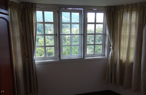 Tanah Rata Apartment | Beautiful Sunset Hills View