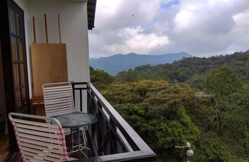 Tanah Rata Apartment | Beautiful Sunset Hills View