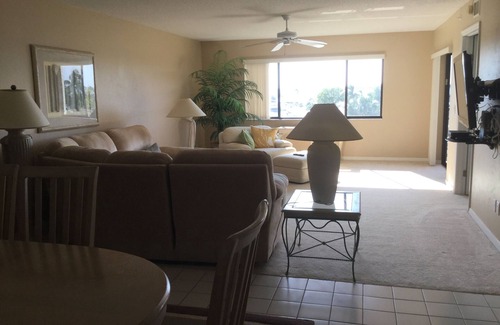 Biggar Condo | Beautiful sunsets over the river