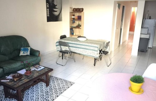Rochefort Apartment | Beautiful T3 on the ground floor, Downtown near the Hermione
