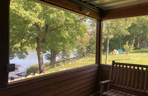 Alexandria Cabin | Beautiful Timber Home on the Alexandria Chain of Lakes