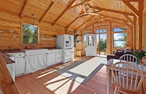 Florence Cabin | Beautiful Tiny Home in the Bitterroot - Views of Lolo Peak - Pet Friendly!