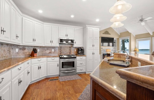 Negreet Villa | Beautiful Toledo Bend Villa