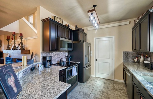 Poncha Springs House | Beautiful Town Home in Poncha Springs- minutes to Monarch Mountain