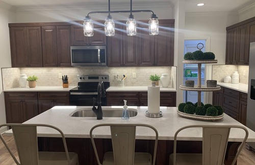 Ringgold House | Beautiful Town Home minutes from Chattanooga in beautiful Ringgold Georgia