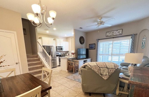 Daytona Beach House | Beautiful Townhome in Daytona Beach