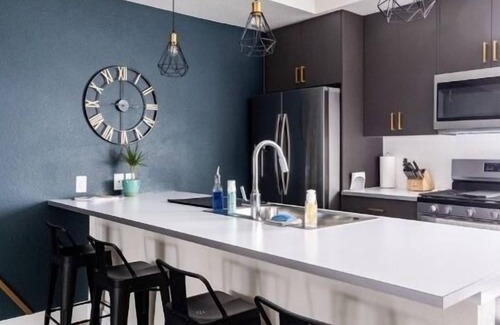 Lakewood House | Beautiful Townhome - close to downtown Denver and Red Rocks