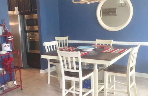 The Commons House | Beautiful Townhome in The Highly Acclaimed Community of Bayside