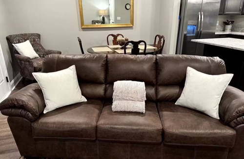 Clarksville House | Beautiful Townhome with Pool