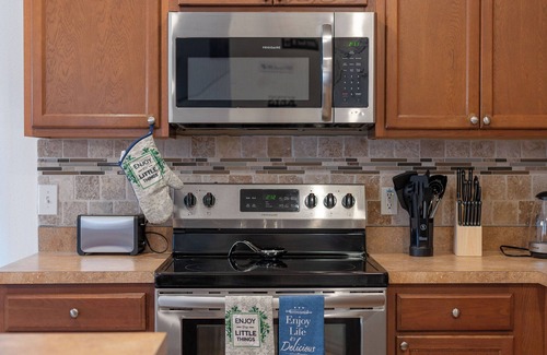 Sanford House | Beautiful townhouse awaits you. Pet friendly!