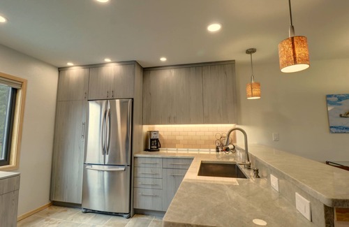 Frisco House | Beautiful Townhouse, Gorgeous Views, King Bed, Private Deck, Hot Tub - 732B