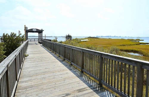 Sun Ridge House | Beautiful townhouse at Bayside Resort! 5 minute walk to pool/tennis/pickleball