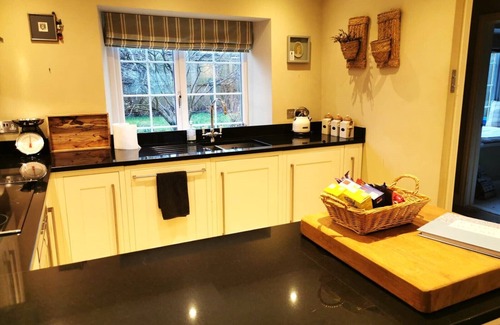 Shrewton Cottage | Beautiful, traditional rural cottage