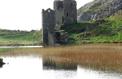 Goleen House | Beautiful Traditional Irish Cottage