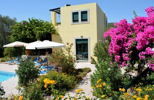 Lindos Villa | Beautiful Tranquil 3 bed 2 bath Villa with large Private pool 5 min from Lindos