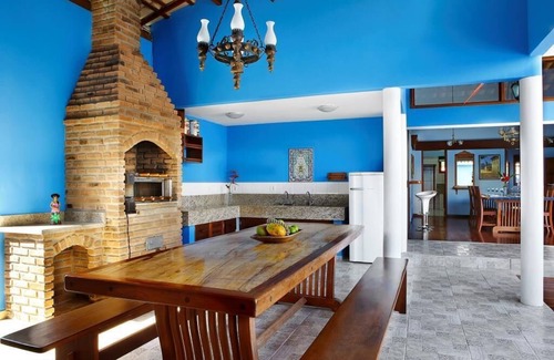 Trancoso House | Beautiful tropical vacation house with swimming pool and BBQ