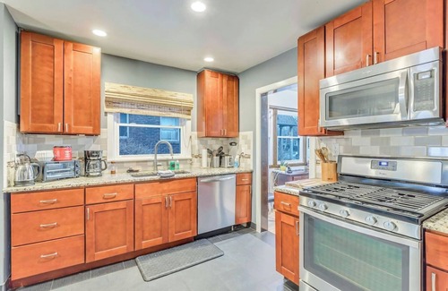 Wasatch Hollow House | Beautiful Tudor on Yalecrest, Hot Tub, University