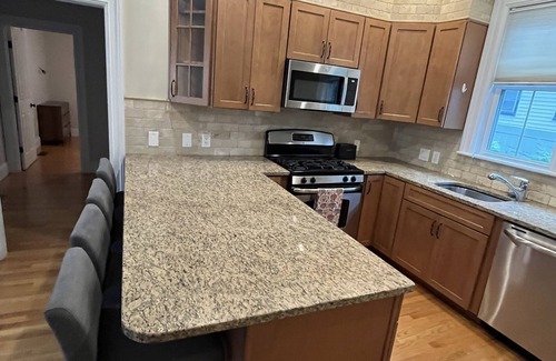 Highland Park Apartment | Beautiful Two Bedroom Apartment.