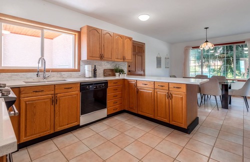Squamish House | Beautiful Unique One of A Kind Glacier View Home