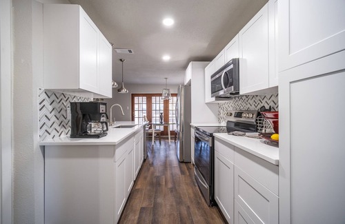 North Central Carrollton House | Beautiful Updated Home near Frisco, Plano, Dallas and more