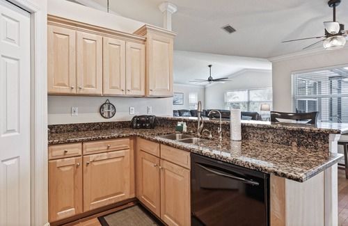 Biggar House | Beautiful updated home with new saltwater pool/lanai, and close to the beaches!