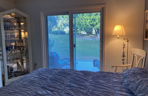 Glenbrook House | Beautiful, updated, private, contemporary “beachy” Guest suite