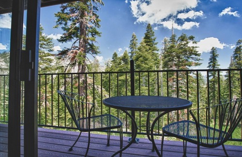 Alpine Meadows Condo | Beautiful, Upgraded Lake Tahoe Area Condo In Alpine Meadows