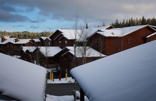 Truckee Condo | Beautiful upstairs condo