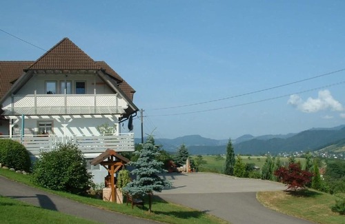 Zell am Harmersbach Apartment | Beautiful vacation apartment, quiet location on forest’s edge w/spectacular view