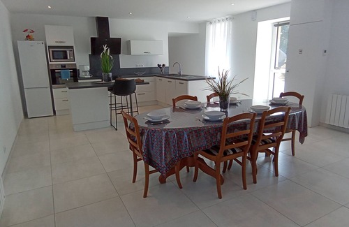 Pluherlin House | Beautiful vacation home 2km from ROCHEFORT EN TERRE