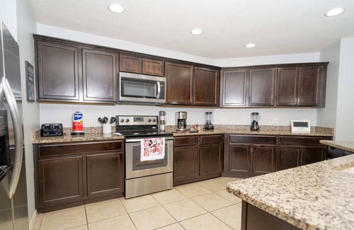 Crystal Cove House | Beautiful vacation home near Disney