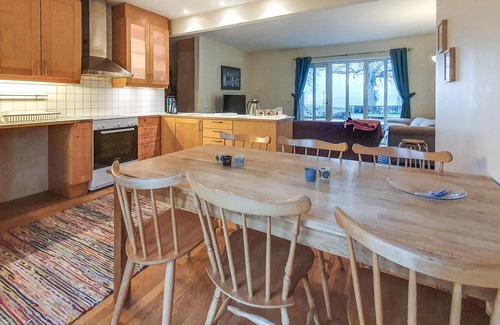 Hoor Apartment | Beautiful vacation home for those who love animals and nature!