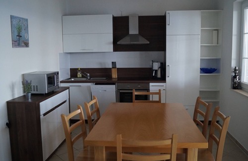 Stomorska House | Beautiful vacation home in the 1st row directly by the seaVilla Viktoria