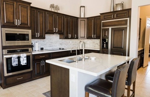 Anthem Country Club House | Beautiful Vacation Home - in the Anthem Country Club