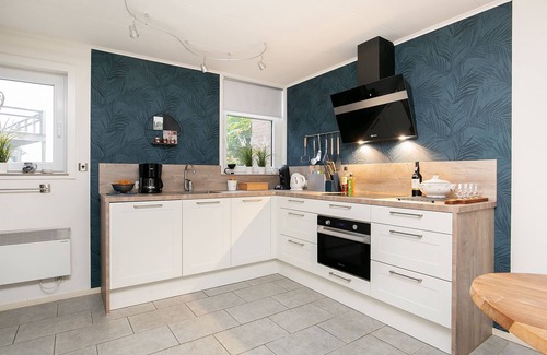 Grou House | Beautiful vacation home on watery recreation park Yn'e Lijte Grou